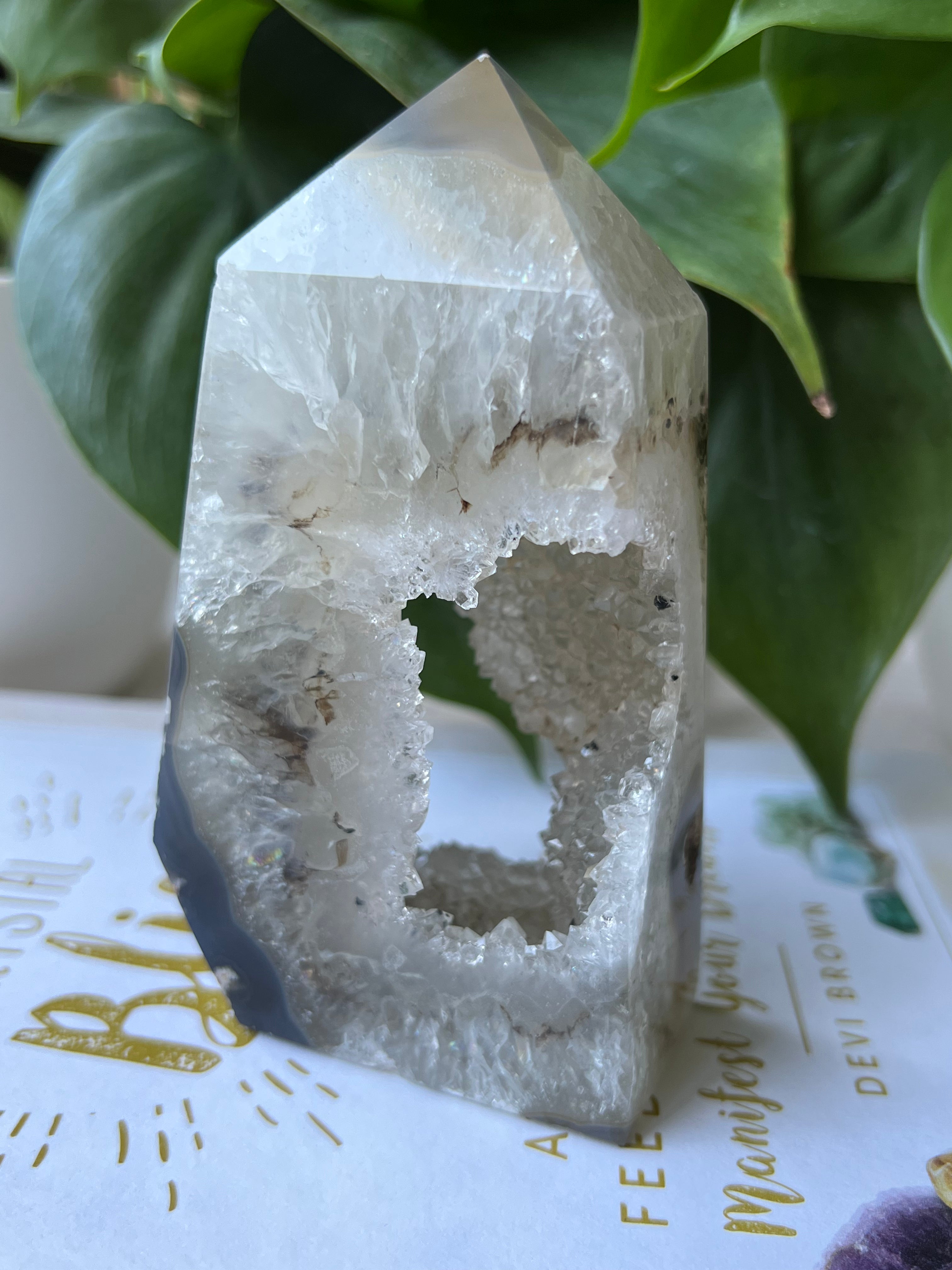 Druzy Agate Tower with Quartz