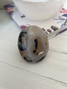 Orca Agate Palm Stone