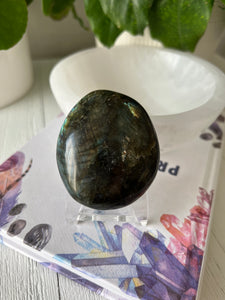 Labradorite Palm Stone (A)